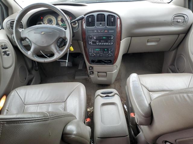 Photo 8 from auction – 2001 CHRYSLER TOWN & COU with VIN 2C8GP54L51R257477