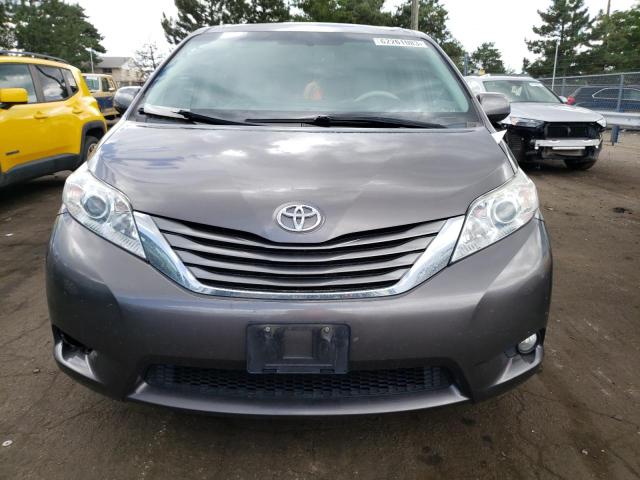 Photo 5 from auction – 2012 TOYOTA SIENNA XLE with VIN 5TDDK3DC7CS032138