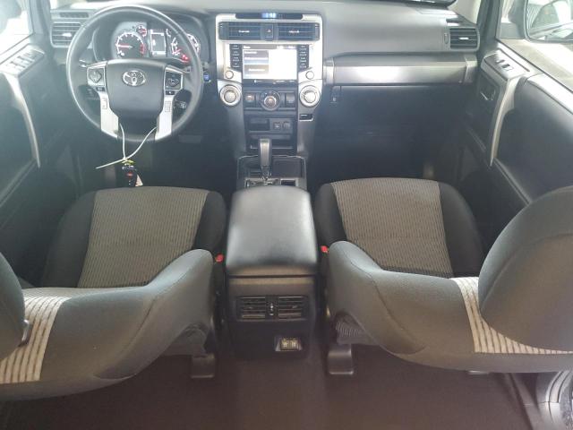 Photo 8 from auction – 2022 TOYOTA 4RUNNER SR with VIN JTEEU5JRXN5253157