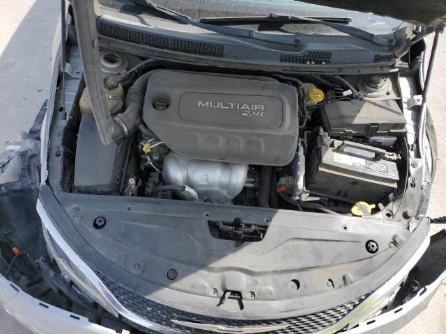 Photo 11 from auction – 2015 CHRYSLER 200 LIMITE with VIN 1C3CCCAB4FN602485