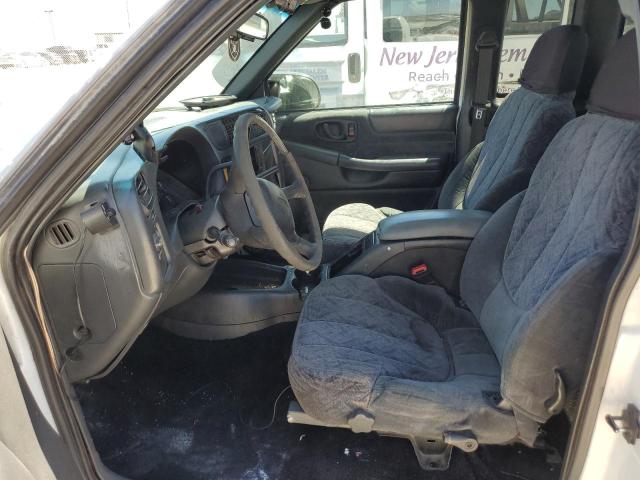 Фото 7 с аукциона – 2000 GMC SONOMA с VIN 1GTCS19W4Y8282225