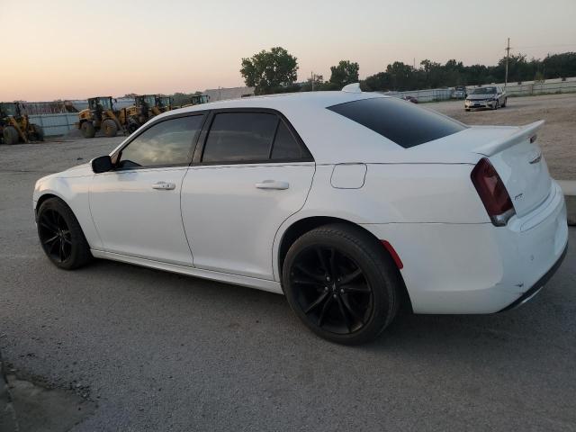 Photo 2 from auction – 2017 CHRYSLER 300 S with VIN 2C3CCAGG7HH530295