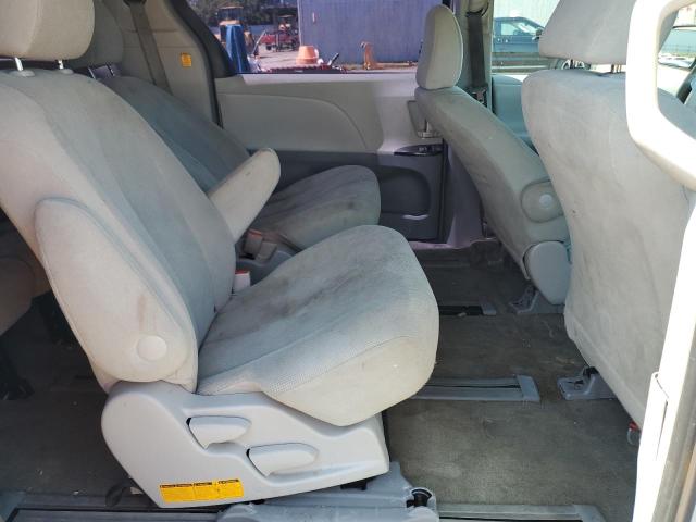 Photo 11 from auction – 2012 TOYOTA SIENNA BAS with VIN 5TDKA3DC9CS013343