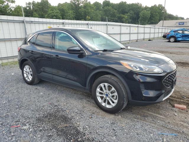 Photo 4 from auction – 2020 FORD ESCAPE SE with VIN 1FMCU9G65LUA21483