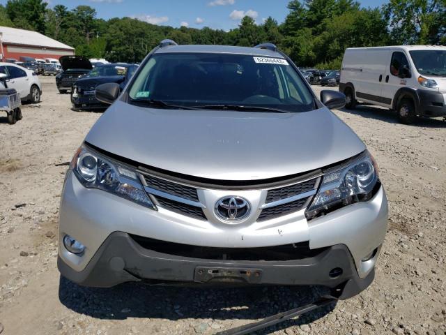 Photo 5 from auction – 2015 TOYOTA RAV4 LE with VIN 2T3BFREV9FW324441