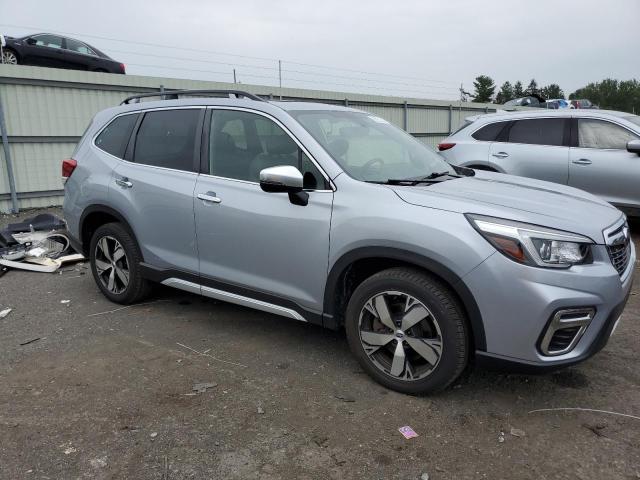 Photo 4 from auction – 2019 SUBARU FORESTER T with VIN JF2SKAWC6KH546513
