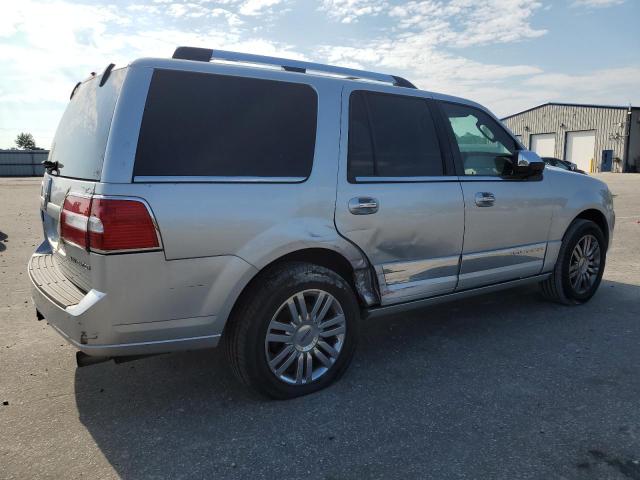 Photo 3 from auction – 2010 LINCOLN NAVIGATOR with VIN 5LMJJ2J52AEJ10522