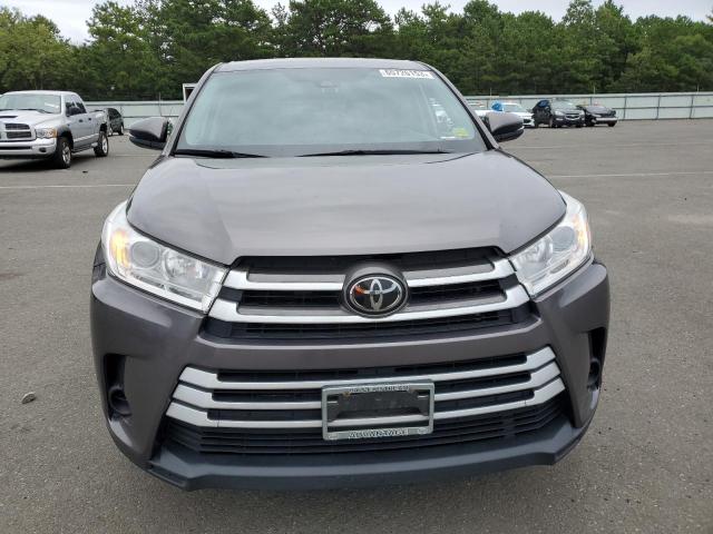 Photo 5 from auction – 2019 TOYOTA HIGHLANDER with VIN 5TDBZRFH8KS939526