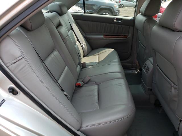 Photo 10 from auction – 2004 TOYOTA CAMRY LE with VIN 4T1BE30K54U893757