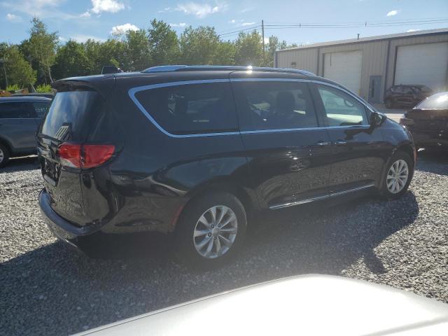 Photo 3 from auction – 2018 CHRYSLER PACIFICA with VIN 2C4RC1BG1JR124171