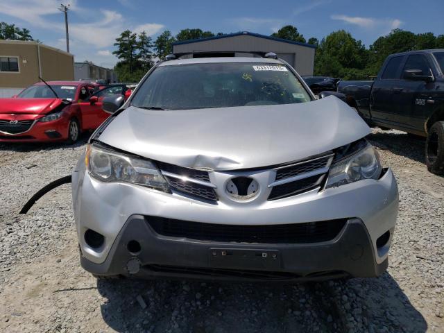 Photo 5 from auction – 2015 TOYOTA RAV4 LE with VIN JTMBFREV6FJ018103