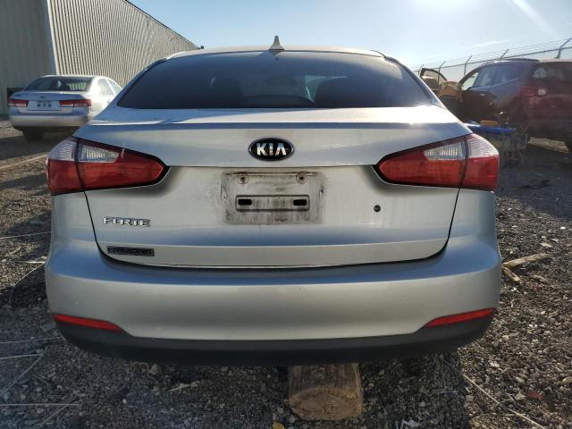 Photo 6 from auction – 2015 KIA FORTE LX with VIN KNAFK4A6XF5395103