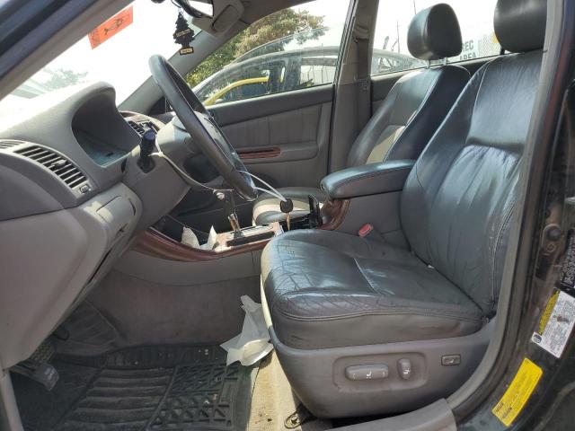 Photo 7 from auction – 2004 TOYOTA CAMRY LE with VIN 4T1BF30K04U079142