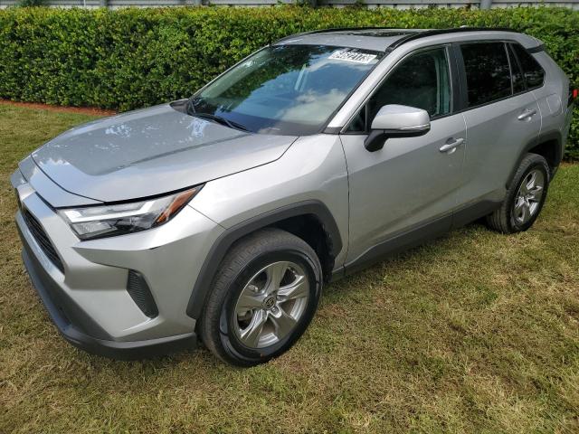TOYOTA RAV4 XLE 2022 with VIN 2T3W1RFV9NC178315 - Photo from auction