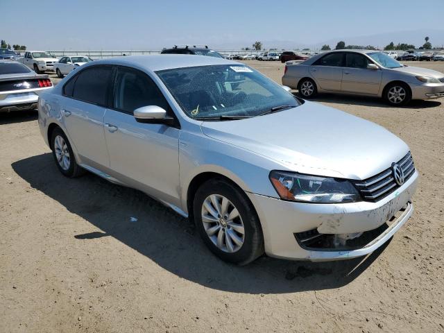 Photo 4 from auction – 2015 VOLKSWAGEN PASSAT S with VIN 1VWAS7A39FC007582