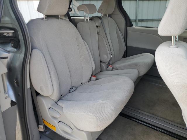 Photo 11 from auction – 2011 TOYOTA SIENNA LE with VIN 5TDKK3DC1BS162907