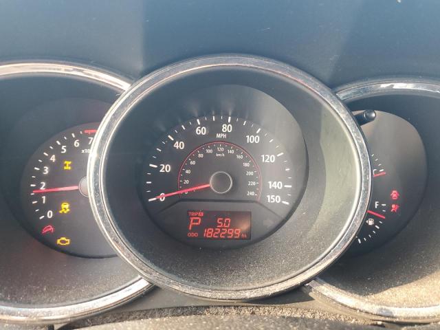 Photo 9 from auction – 2011 KIA SORENTO BA with VIN 5XYKTDA22BG066263