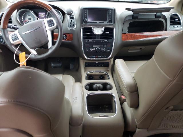Photo 8 from auction – 2015 CHRYSLER TOWN & COU with VIN 2C4RC1GG5FR726801