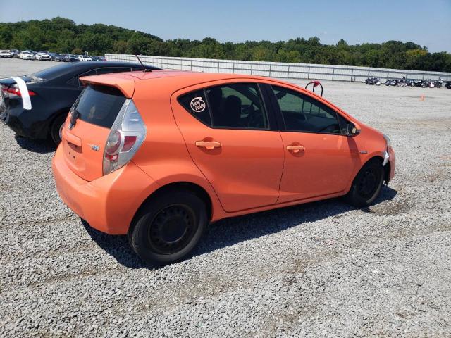 Photo 3 from auction – 2013 TOYOTA PRIUS C with VIN JTDKDTB34D1035050