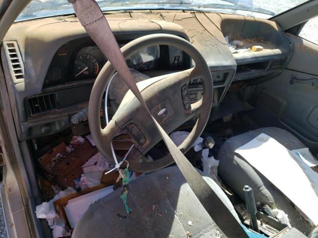 Photo 8 from auction – 1988 FORD ESCORT LX with VIN 1FAPP9597JW306879