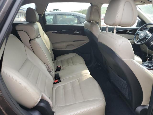 Photo 11 from auction – 2016 KIA SORENTO EX with VIN 5XYPHDA52GG179834