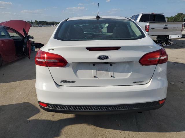 Photo 6 from auction – 2016 FORD FOCUS S with VIN 1FADP3E27GL249595