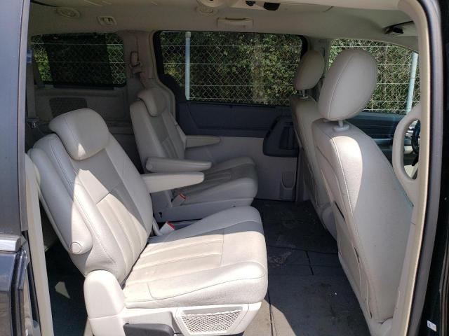 Photo 11 from auction – 2008 CHRYSLER TOWN & COU with VIN 2A8HR54PX8R830573