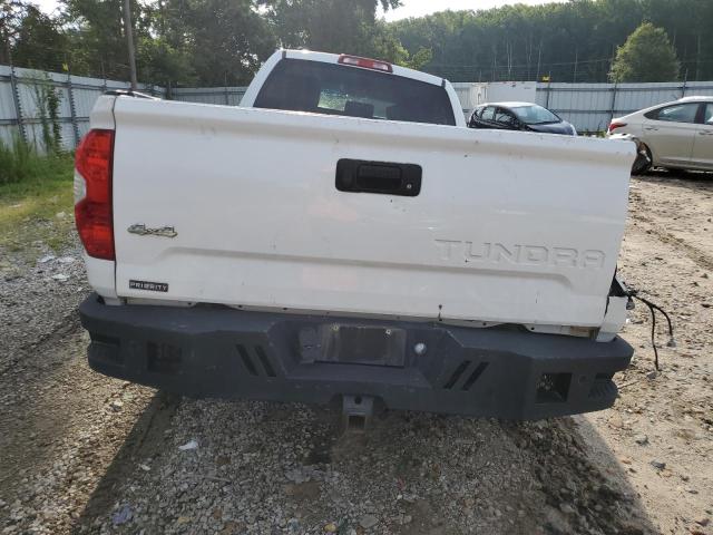 Photo 6 from auction – 2016 TOYOTA TUNDRA DOU with VIN 5TFCY5F19GX019697