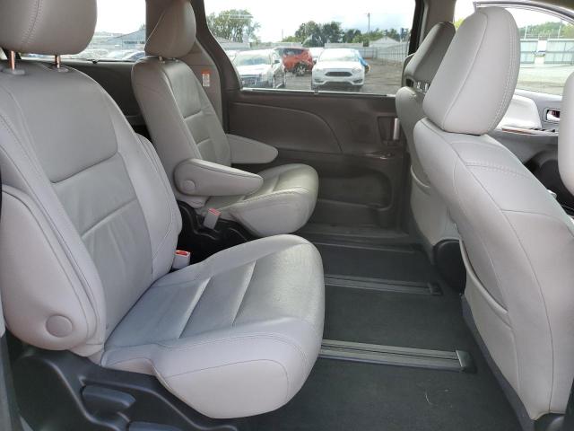 Photo 11 from auction – 2017 TOYOTA SIENNA XLE with VIN 5TDDZ3DC5HS181229