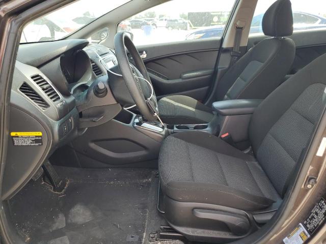 Photo 7 from auction – 2017 KIA FORTE LX with VIN 3KPFK4A77HE078334
