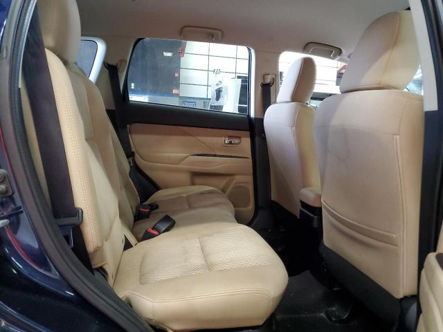 Photo 11 from auction – 2016 MITSUBISHI OUTLANDER with VIN JA4AZ3A36GZ015252