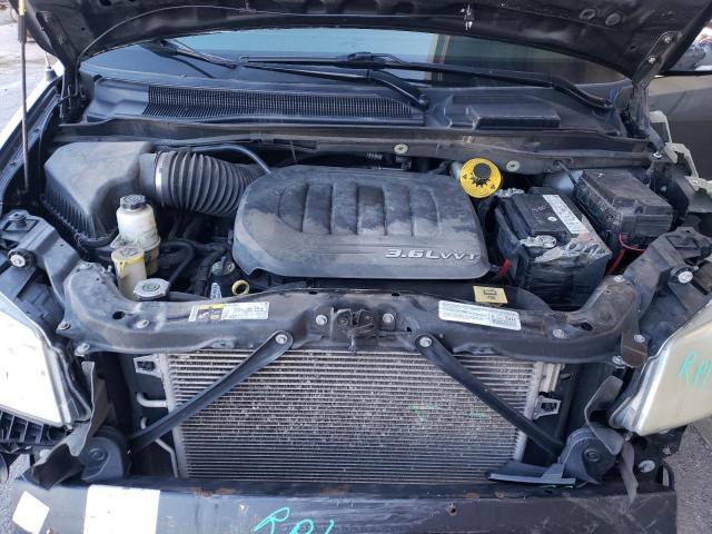 Photo 12 from auction – 2014 CHRYSLER TOWN & COU with VIN 2C4RC1CG0ER258674