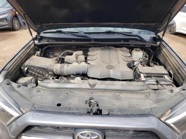 Photo 11 from auction – 2018 TOYOTA 4RUNNER SR with VIN JTEBU5JR3J5561784