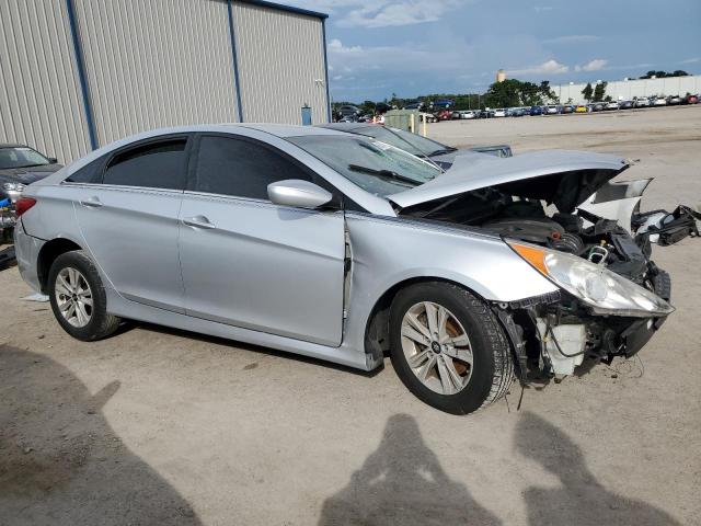 Photo 4 from auction – 2014 HYUNDAI SONATA GLS with VIN 5NPEB4AC1EH889742