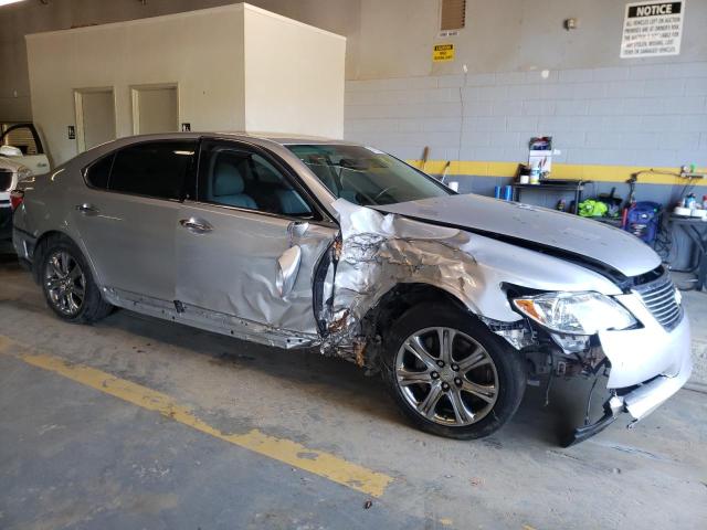 Photo 4 from auction – 2007 LEXUS LS 460L with VIN JTHGL46F775007709