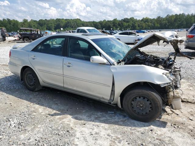 Photo 4 from auction – 2004 TOYOTA CAMRY SE with VIN 4T1BA32K64U500129