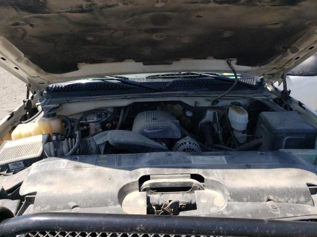 Photo 11 from auction – 2004 CHEVROLET SILVERADO with VIN 1GCHK29U04E228197