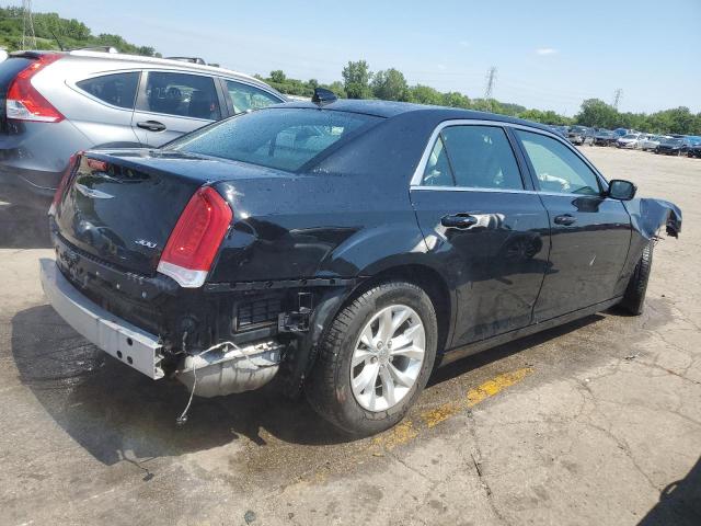 Photo 3 from auction – 2016 CHRYSLER 300 LIMITE with VIN 2C3CCAAG5GH224395