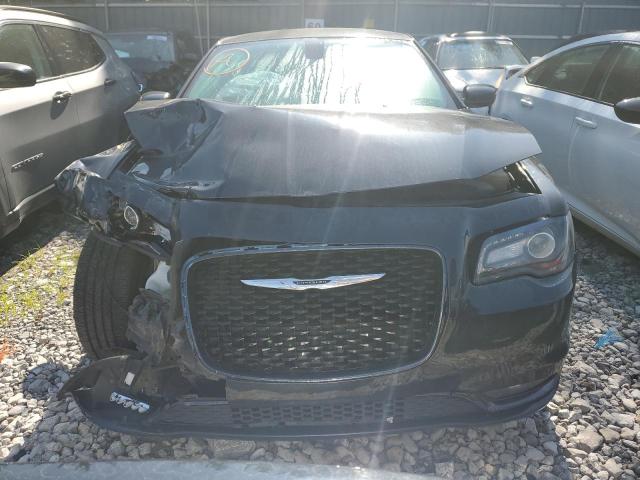 Photo 5 from auction – 2017 CHRYSLER 300 S with VIN 2C3CCABG5HH663872