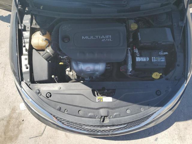 Photo 11 from auction – 2017 CHRYSLER 200 LIMITE with VIN 1C3CCCAB3HN509055