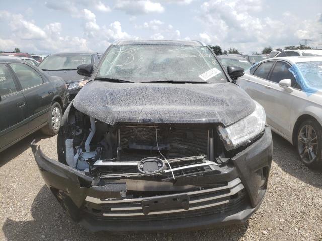 Photo 5 from auction – 2019 TOYOTA HIGHLANDER with VIN 5TDJZRFH5KS595021