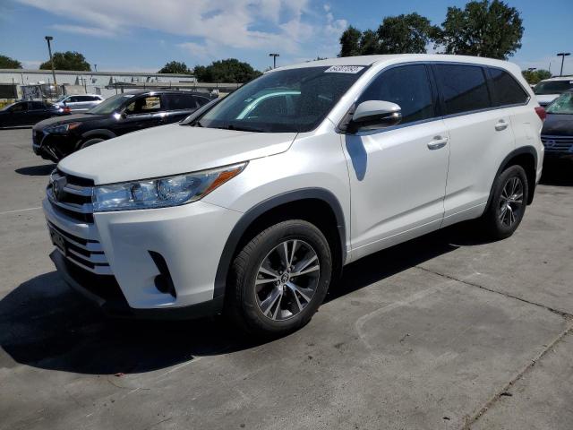 TOYOTA HIGHLANDER 2017 with VIN 5TDBZRFH7HS483012 - Photo from auction