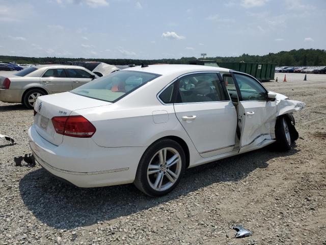 Photo 3 from auction – 2015 VOLKSWAGEN PASSAT SE with VIN 1VWBT7A32FC072453