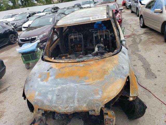 Photo 5 from auction – 2015 KIA SOUL with VIN KNDJN2A23F7197358