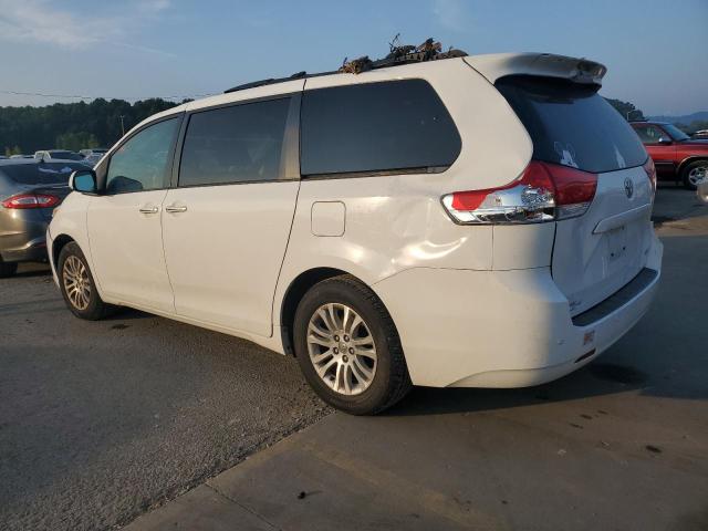 Photo 2 from auction – 2013 TOYOTA SIENNA XLE with VIN 5TDYK3DC5DS368146