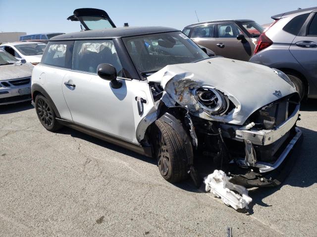 Photo 4 from auction – 2020 MINI COOPER with VIN WMWXR3C09L2L58236