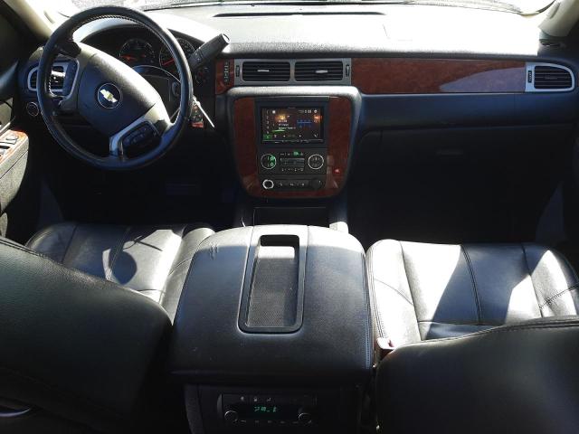 Photo 8 from auction – 2011 CHEVROLET SUBURBAN C with VIN 1GNSCJE09BR216241