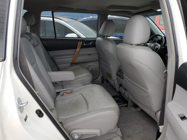 Photo 11 from auction – 2008 TOYOTA HIGHLANDER with VIN JTEEW44A882003870