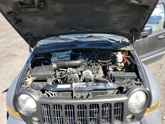 Photo 12 from auction – 2005 JEEP LIBERTY SP with VIN 1J4GL48K45W578877