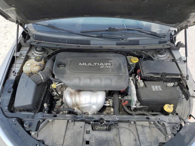 Photo 11 from auction – 2016 CHRYSLER 200 LIMITE with VIN 1C3CCCAB5GN105298
